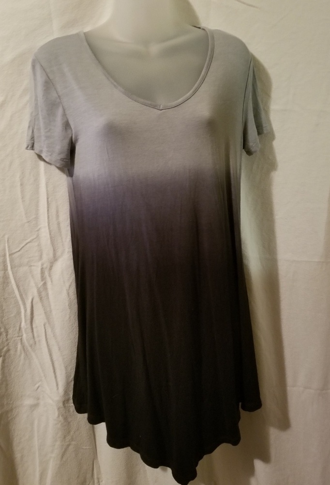 Two tone loose fit shirt